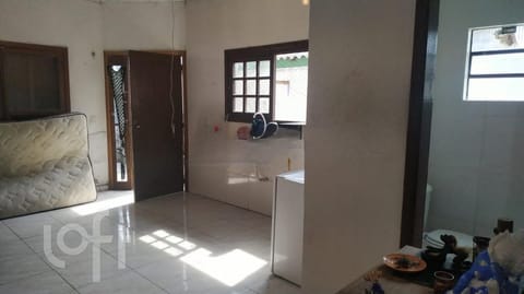 Image 2 - 276032